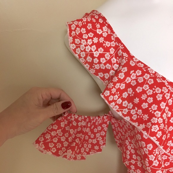 Red and white floral summer sundress - Picture 5 of 10